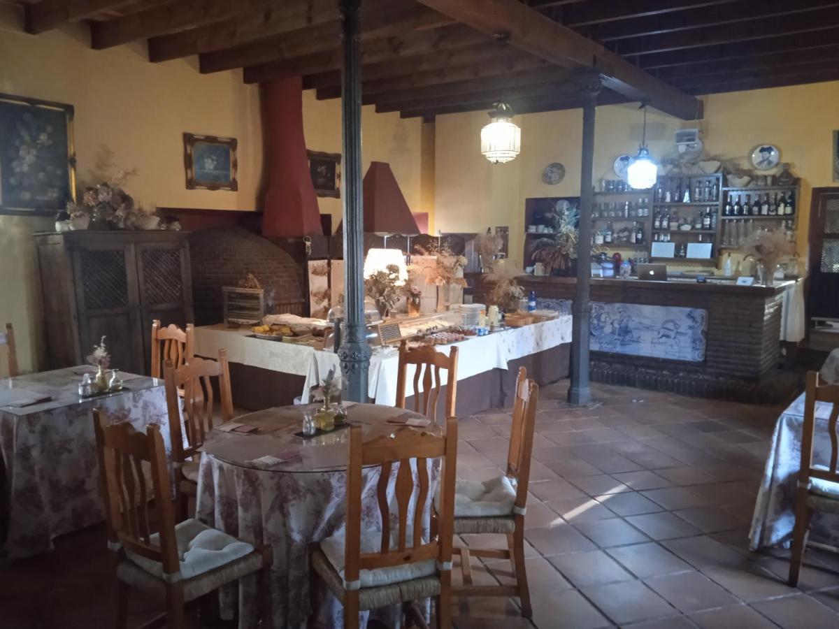 Cortijo Carrillo Bed & Breakfast Cartaojal Luaran gambar