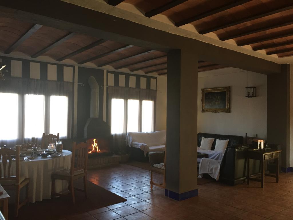 Cortijo Carrillo Bed & Breakfast Cartaojal Luaran gambar