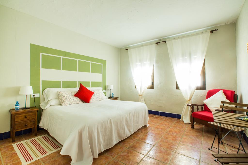 Cortijo Carrillo Bed & Breakfast Cartaojal Luaran gambar