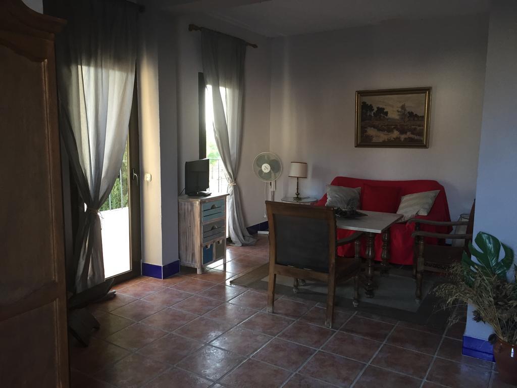 Cortijo Carrillo Bed & Breakfast Cartaojal Luaran gambar