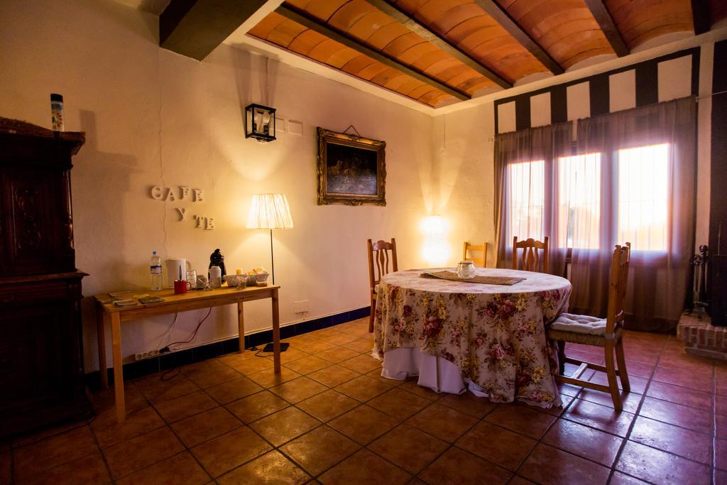 Cortijo Carrillo Bed & Breakfast Cartaojal Luaran gambar