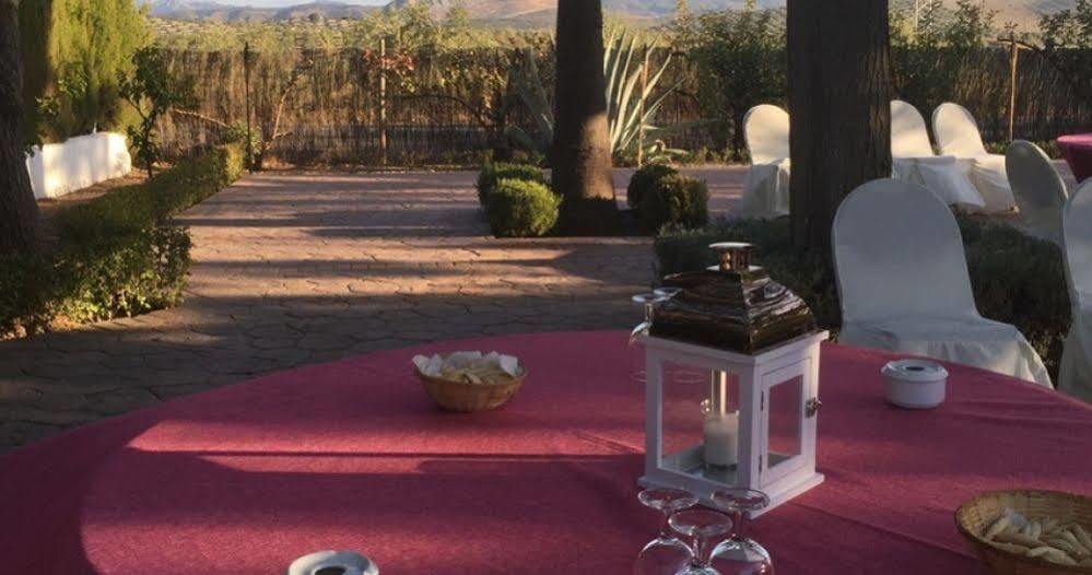 Cortijo Carrillo Bed & Breakfast Cartaojal Luaran gambar