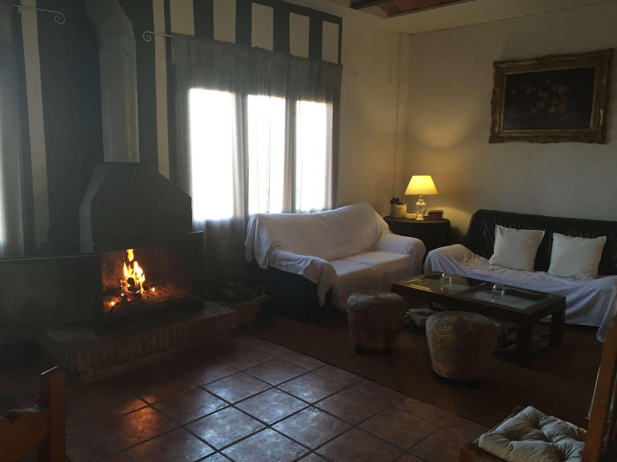 Cortijo Carrillo Bed & Breakfast Cartaojal Luaran gambar